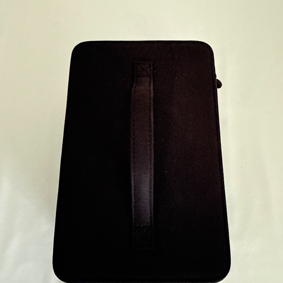 Yves Saint Laurent cosmetic box - Picture 3 of 14